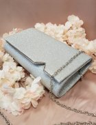 pochette de soirée, sac habillé gris argent