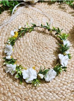 Couronne de fleurs blanches et feuillage effet naturel champêtre